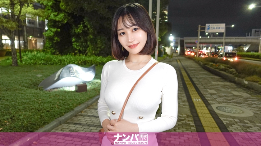 マジ軟派、初撮。 2151 【カメラを打ち抜くナイアガラ潮吹き！】S○C？！T○B？！大手クリニックで一番かわいい24歳美容外科受付嬢！Hカップの爆乳と絶景巨尻！天然グラマラスボディで男を悩殺する生粋のヤリマンが即潮→即尺→即イキ！『○○だけでイケる！』『精子は飲む物』と本音激白。止めどなく溢れた潮が大海原を作りナンパの航海へ面舵いっぱい！ ジャケット画像