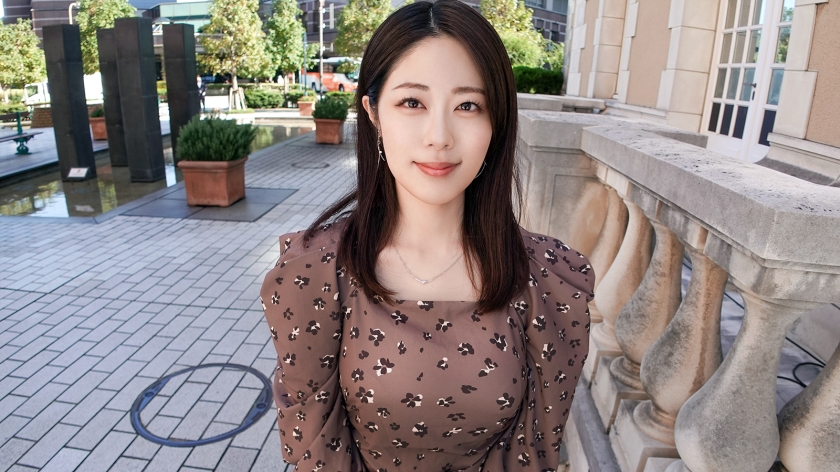 濃厚なセックスがここにある。静かな雰囲気の大人の女性が、快感を感じたくて応募してきた！セックス中も自ら腰を振り気持ちいいとこに当てまくる！ 【初撮り】ネットでAV応募→AV体験撮影 2393 ジャケット画像